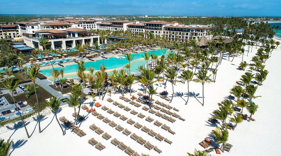 Lopesan Costa Bavaro Resort Spa and Casino all-inclusive resort in Punta Cana with expansive pools, family amenities, and beachfront access.